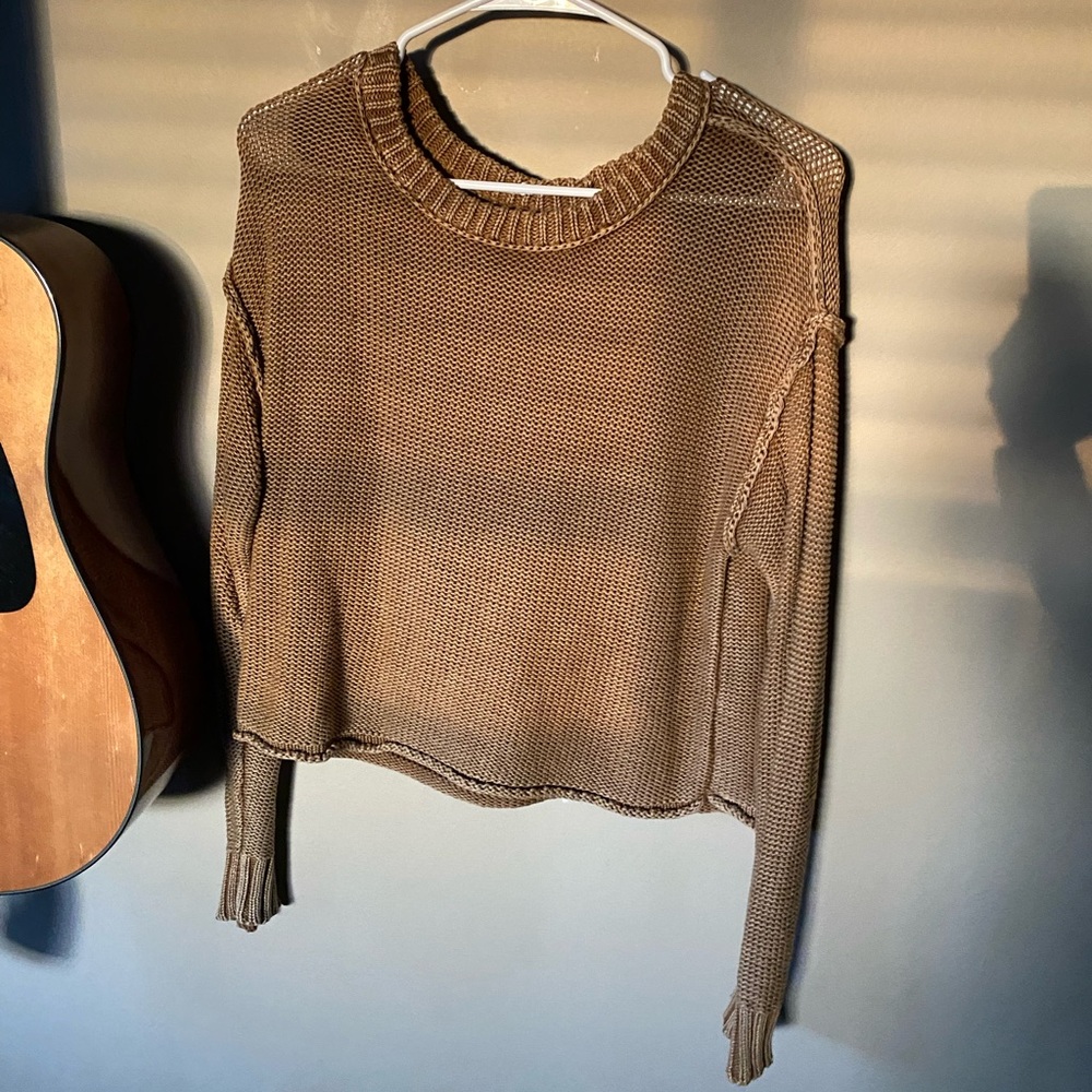American eagle loose knit cropped sweater